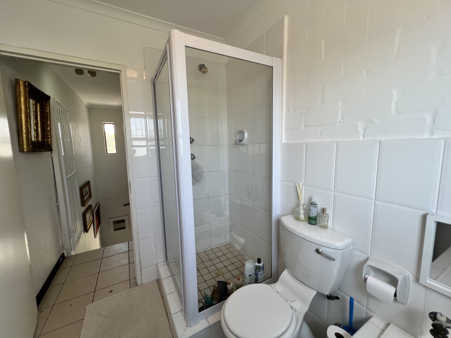 To Let 2 Bedroom Property for Rent in Parklands Western Cape